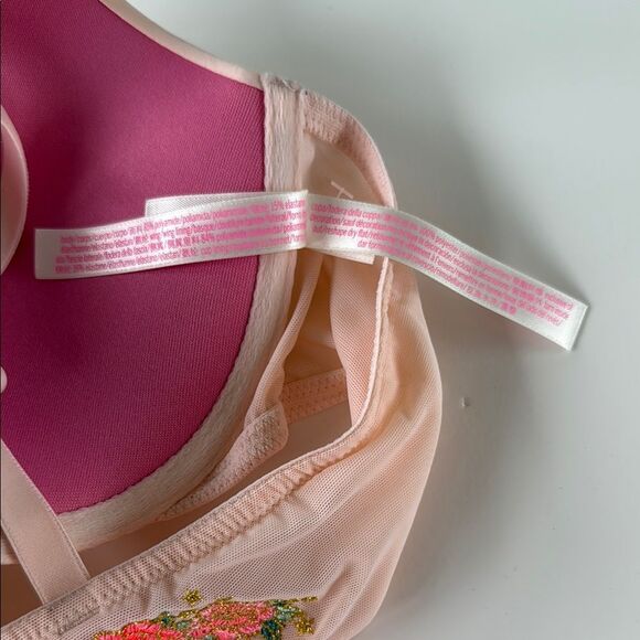 PINK VICTORIA'S SECRET EMBROIDERED BLUSH PINK PUSHUP BRA T BACK 36C SEAMLESS - Picture 8 of 9